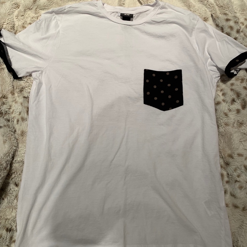 Short sleeve shirt